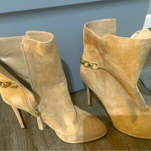 Barely worn Diane Von Furstenberg tan suede ankle booties size 8.5